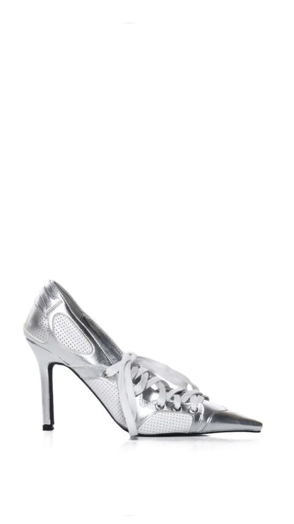 SPORTY PUMPS IN SILVER